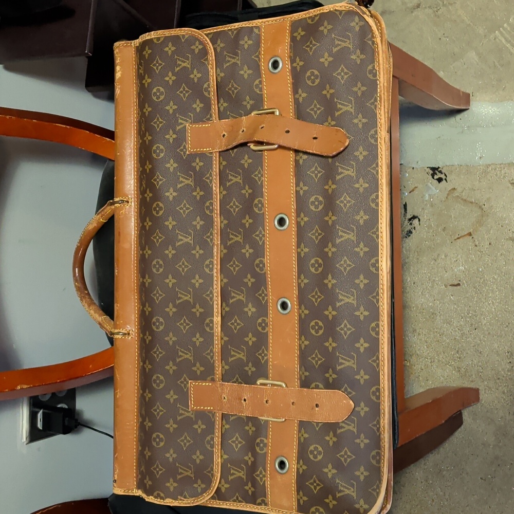 Louis Vuitton $4000 Retail Authentic Monogram Double Sided Hunting Garment Bag - Picture 7 of 14